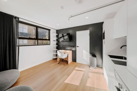 Superior 1 bed Unit - Photo 3