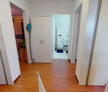 Moderne und charmante 5.5-Duplex-Wohnung in Root - Photo 3