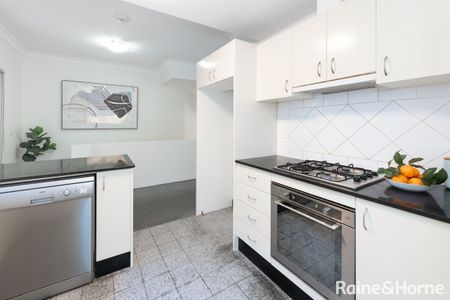 8/5-7a Park Road, Five Dock, NSW 2046 - Photo 3