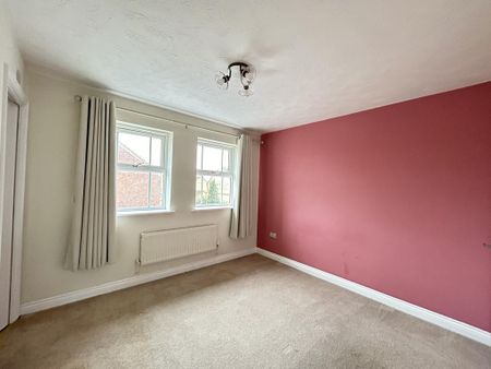 3 bedroom detached house to rent - Photo 4