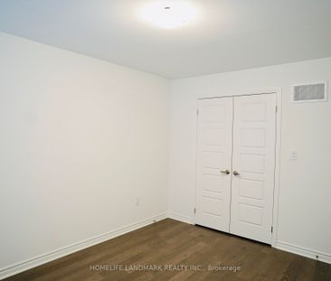 Townhouse For Lease | W8133910 - Photo 6