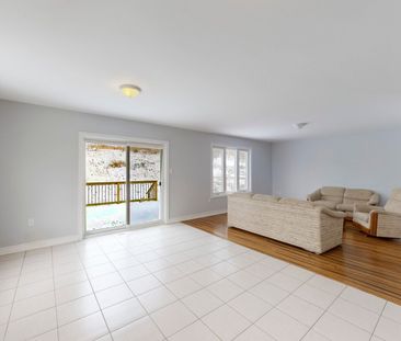 For Lease - 218 Main Street, Newmarket, Ontario - Photo 3