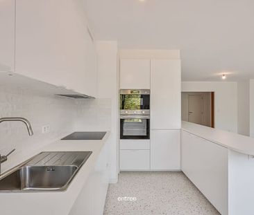 Appartement te huur - foto 2