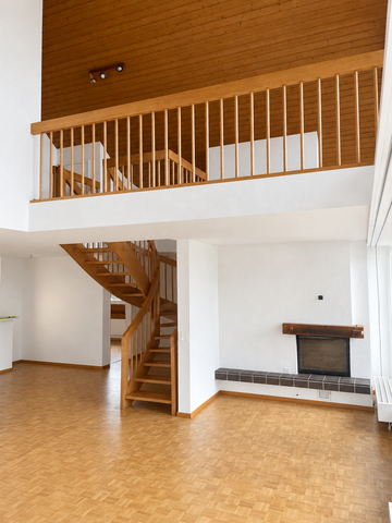 Charmante 4.5-Zimmer-Maisonettewohnung an zentraler Lage - Photo 2