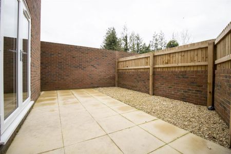 2 bedroom flat to rent - Photo 4