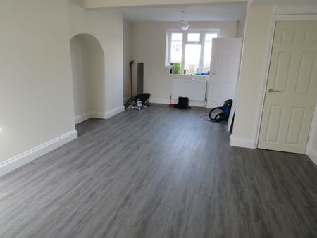 New Cheveley Road, Newmarket - Photo 5