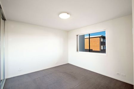 Spacious One Bedroom Apartment - Photo 5