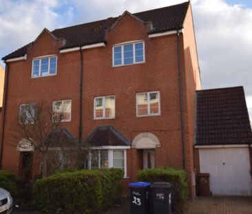 1 bedroom in a house share to rent - Photo 4