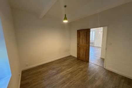 Pierrefeu - Charmant T3 + Garage - Photo 3