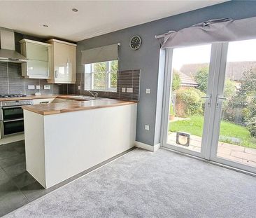 4 bedroom terraced house to rent - Photo 4