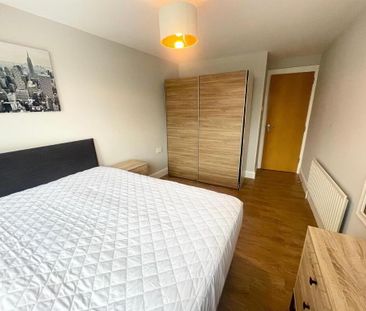 2.7 Apt D Whitehall Square, 181 Sandy Row, Belfast, BT12 5EU - Photo 4