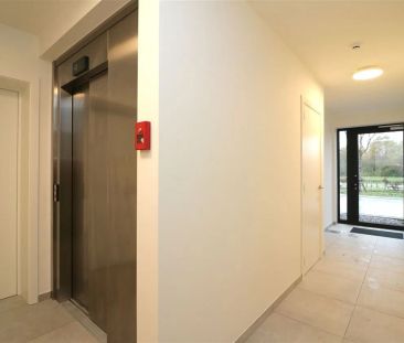 Nieuwbouwapp. met twee slpk, zuidterras op een gunstige ligging te ... - Photo 2