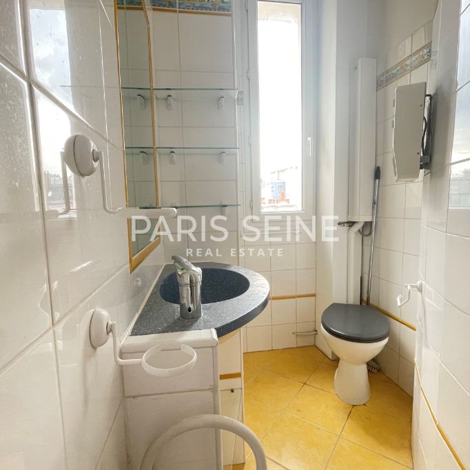 ** REGARD ** Bel appartement 2 pièces avec charme de l'ancien ! - Photo 1