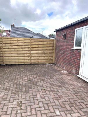 3 bedroom bungalow to rent - Photo 1