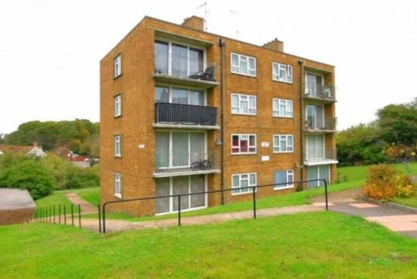 Rockhurst Drive, Eastbourne, BN20 8XB - Photo 1