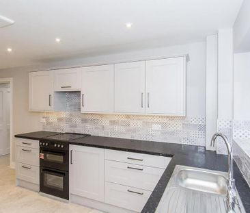 3 bedroom bungalow to rent - Photo 2