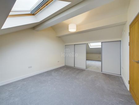 3 bedroom detached house to rent - Photo 4