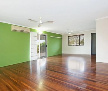 Relaxed Living with Space to Move - Photo 1