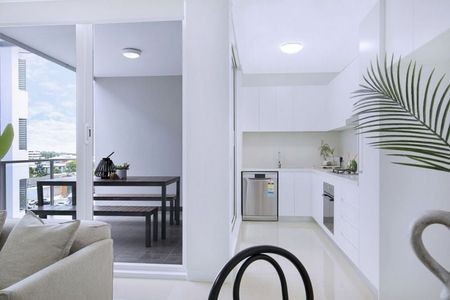 Contemporary Living in Chermside - Photo 2