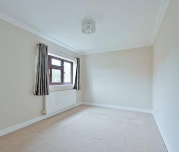 3 bedroom detached house to rent - Photo 6