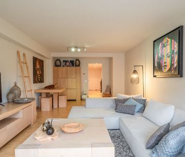 Appartement te huur in Knokke voor € 1.200 met 2 slaapkamers - Foto 2