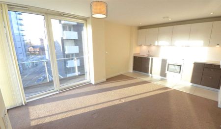 Spectrum, Block 9, Blackfriars Road, Salford, M3 7DZ - Photo 3