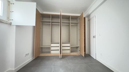 1 Bedroom Apartment, Lisboa - Photo 3