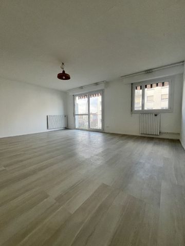 Location Appartement 4 pièces 82m² PESSAC 33600 - Photo 2