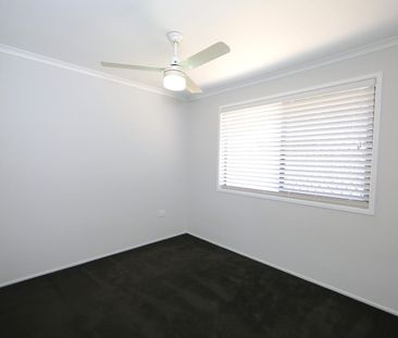 Freshly Renovated Family Home With Pool - Photo 6