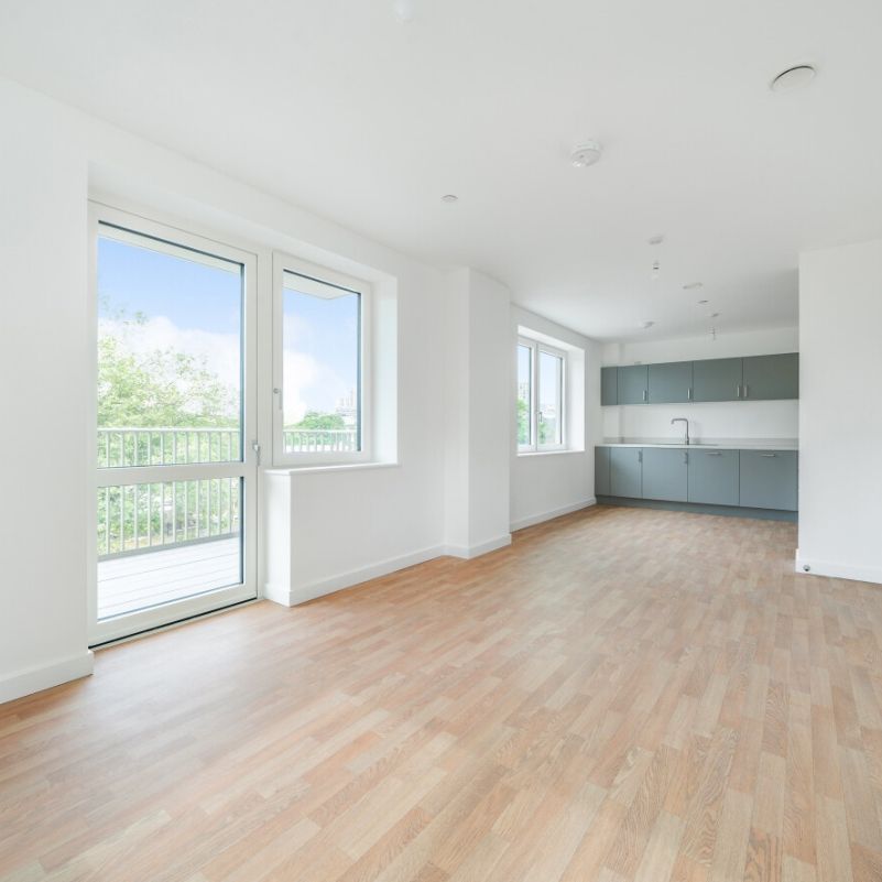 St Pauls Road, Barking, London, IG11 - Photo 1