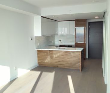 The Residences of 488 University Avenue - Photo 1