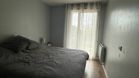 Appartement T3 avec terrasse et jardin arborés - Résidence Hémicycle - Photo 3