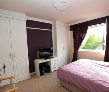 3 bedroom semi-detached house to rent - Photo 6