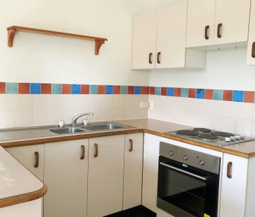 9 Kate Avenue - Photo 5