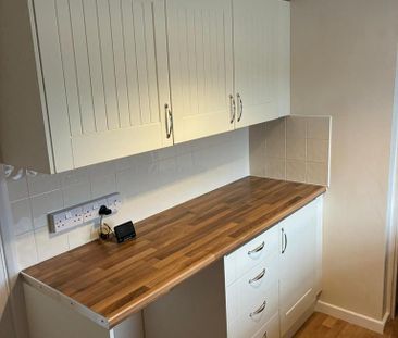 2 bedroom apartment to rent - Photo 6