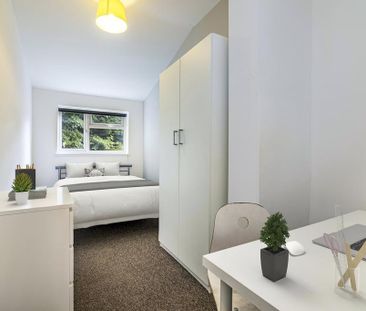 5 bedroom house to rent - Photo 2