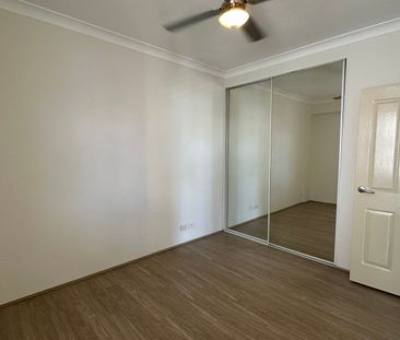 Renovated beauty that’s a few steps from Westfields - Photo 6