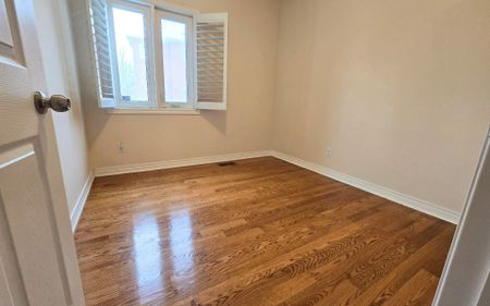 For Lease - 28 Rouge Bank Drive, Markham, Ontario - Photo 5