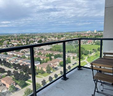 For Lease - 4055 Parkside Village Drive Unit# 1920, Mississauga, On... - Photo 2