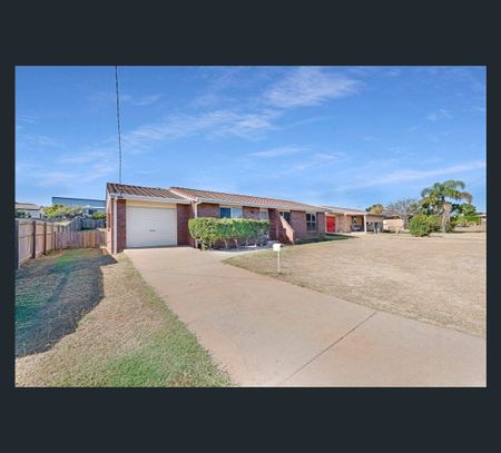 13 Hilltop Parade, Avoca, Qld 4670 - Photo 3