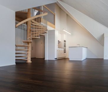 4.5-Zi. Maisonette Dachwohnung, ruhige Lage - Photo 2