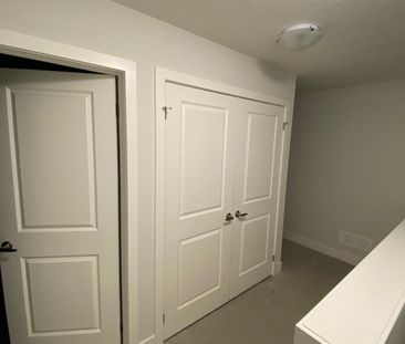 For Lease - 925 Deveron Crescent Unit# 12, London South, Ontario - Photo 3