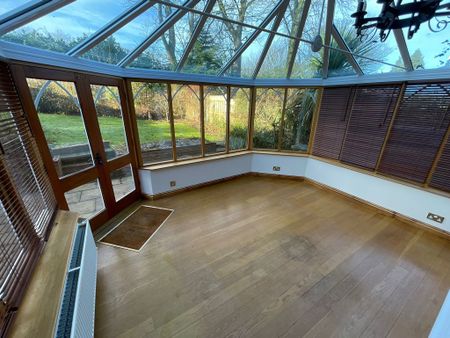 4 bedroom to let - Photo 2