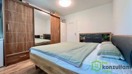 Moderní byt 2+1 s parkovacím stáním – Ostrava-Zábřeh, ul. Lumírova - Photo 4