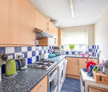 2 bedroom flat to rent - Photo 6