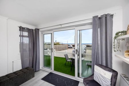 5 bedroom semi-detached house to rent - Photo 2