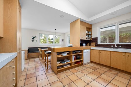 8 Charlton Court , - Photo 4