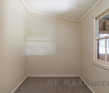 3/161 North Street, Rockville, Qld 4350 - Photo 3