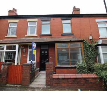 3 Bedroom Terraced House - Photo 5