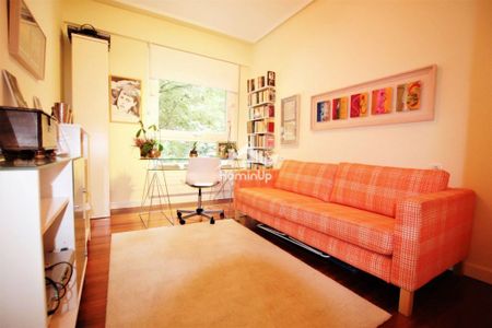 2 bedroom luxury Apartment for rent in Bilbao, Spain - Photo 4